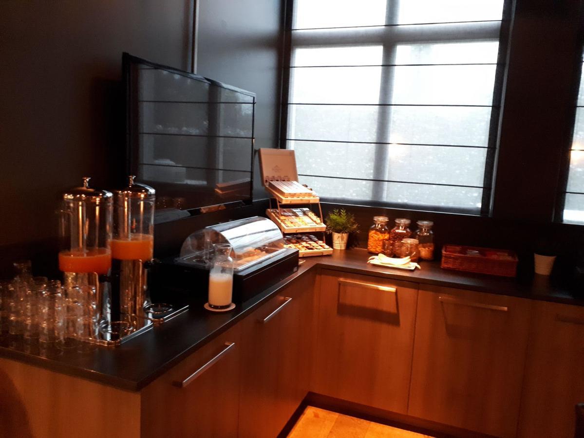 Parkhotel Auberge Vincent Nuenen Bagian luar foto