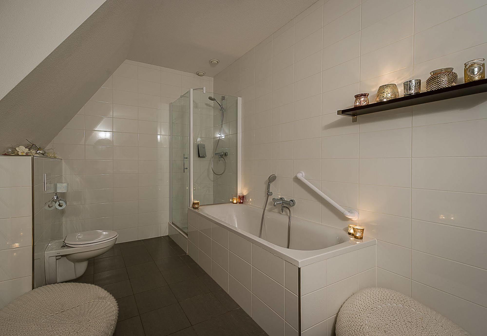 Parkhotel Auberge Vincent Nuenen Bagian luar foto
