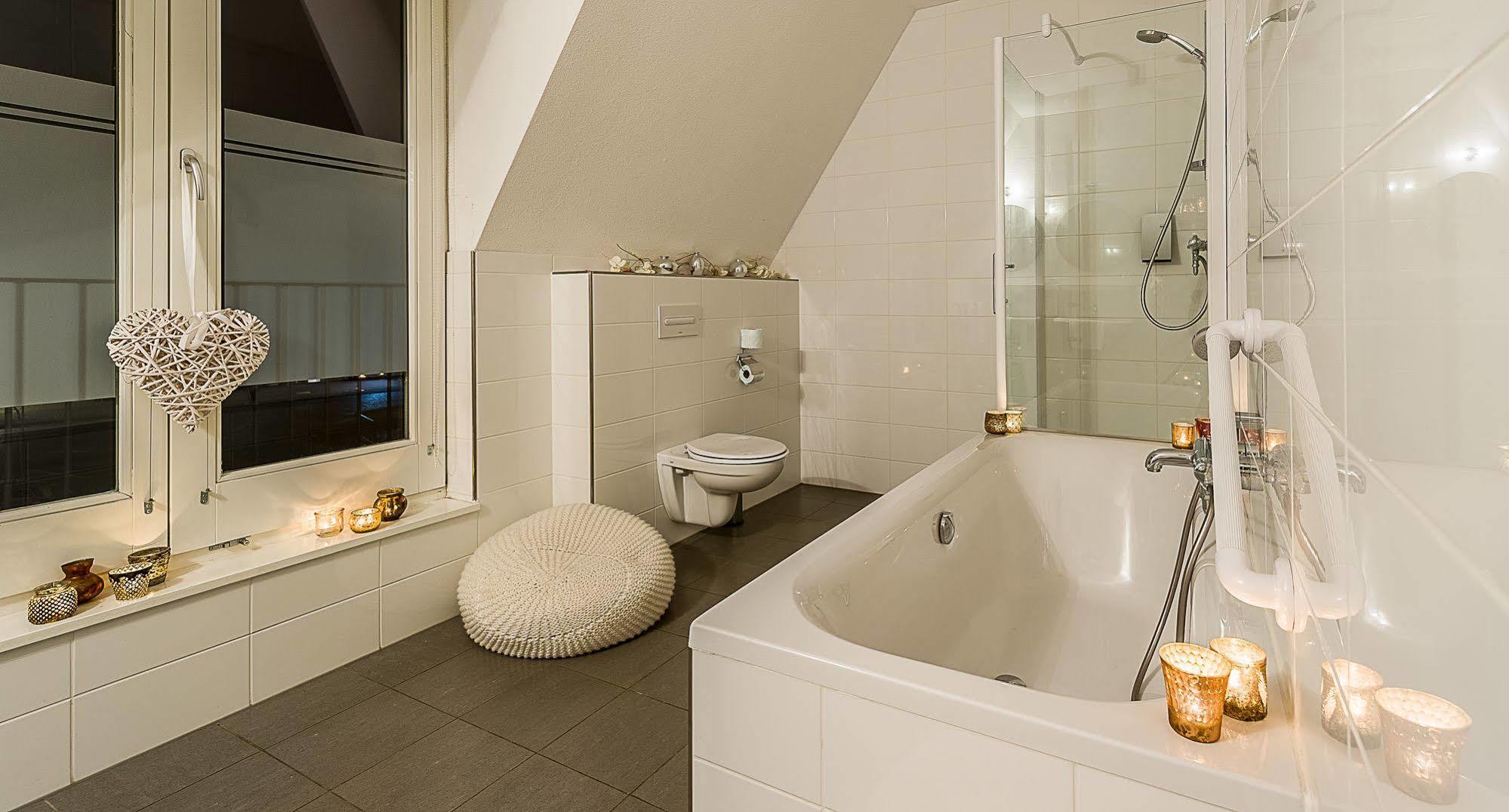 Parkhotel Auberge Vincent Nuenen Bagian luar foto